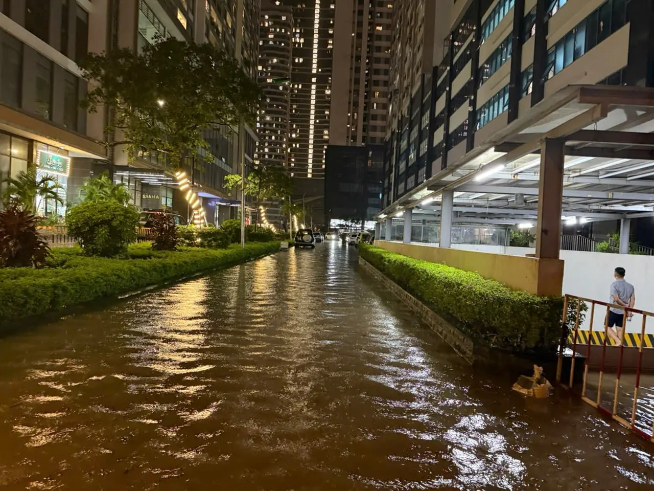 Khu ngoại giao đoàn - đường Võ Chí Công